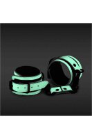Glo Bondage Wrist Cuff Green
