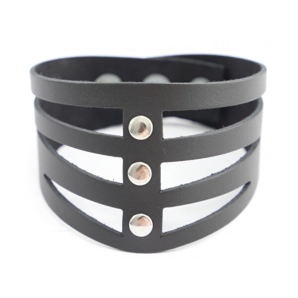 Xena Leather Necklace Point