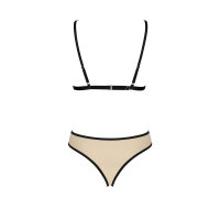 Casmir Indila body gold