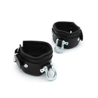 Kiotos Leather Handcuffs with Metal Shackle