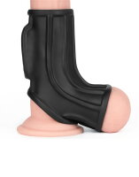 LoveToy Ridge Knights Ring Vibrating Penis And Scrotum Sleeve (Ø 2.8 cm) Black