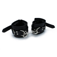 Kiotos Padded Leather Handcuffs Black