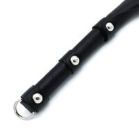 Kiotos Leather Whip with D-Ring Black